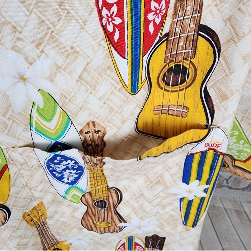 Vintage Hawaiian Camp Shirt Button Front Ukulele Surfboard Cream Size XXL - Picture 7 of 12